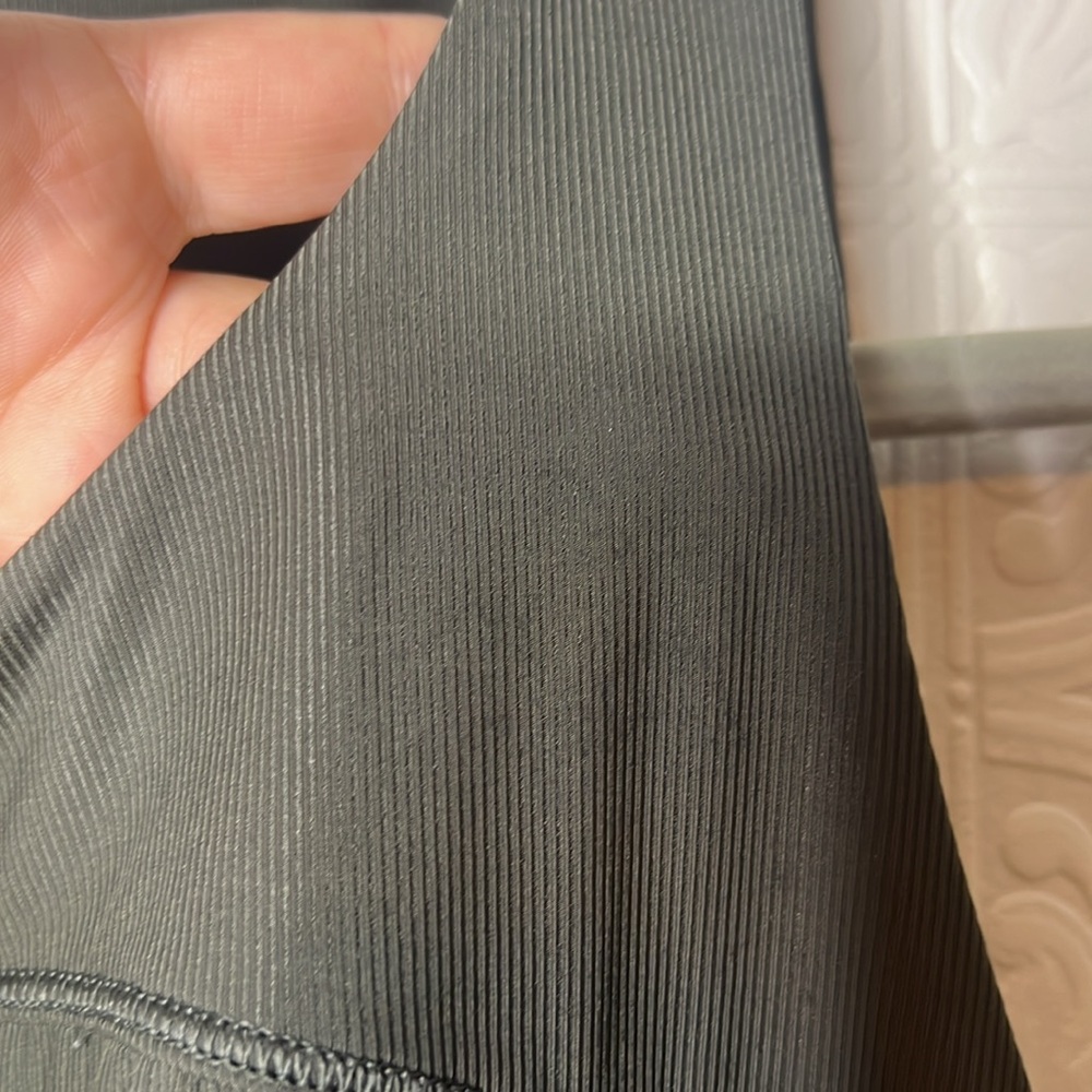Spanx Go Lightly Ribbed Tie Back Tank Dark Olive Green SZ S - Picture 10 of 10